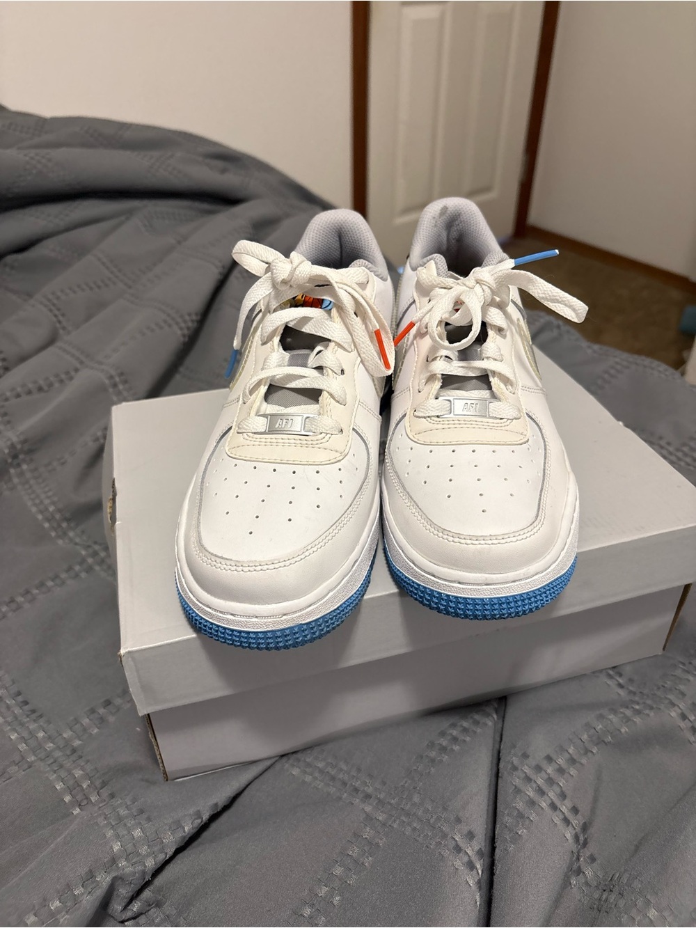 Nike Air Force 1 LV8 GS “Happy Hoops” - Size 6.5Y — Like New 🔥 Women’s 8 - Picture 2 of 4